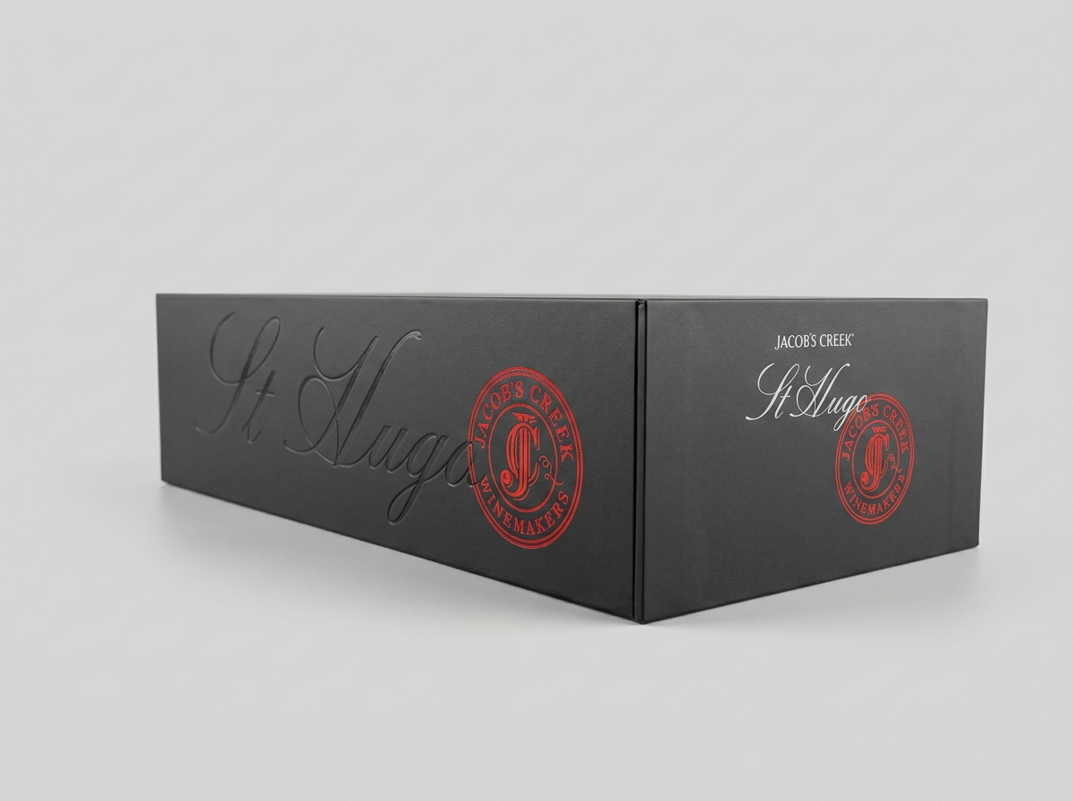 Jacob's Creek St Hugo Wine Gift Box — custom packaging Hong Kong | Hon Wing